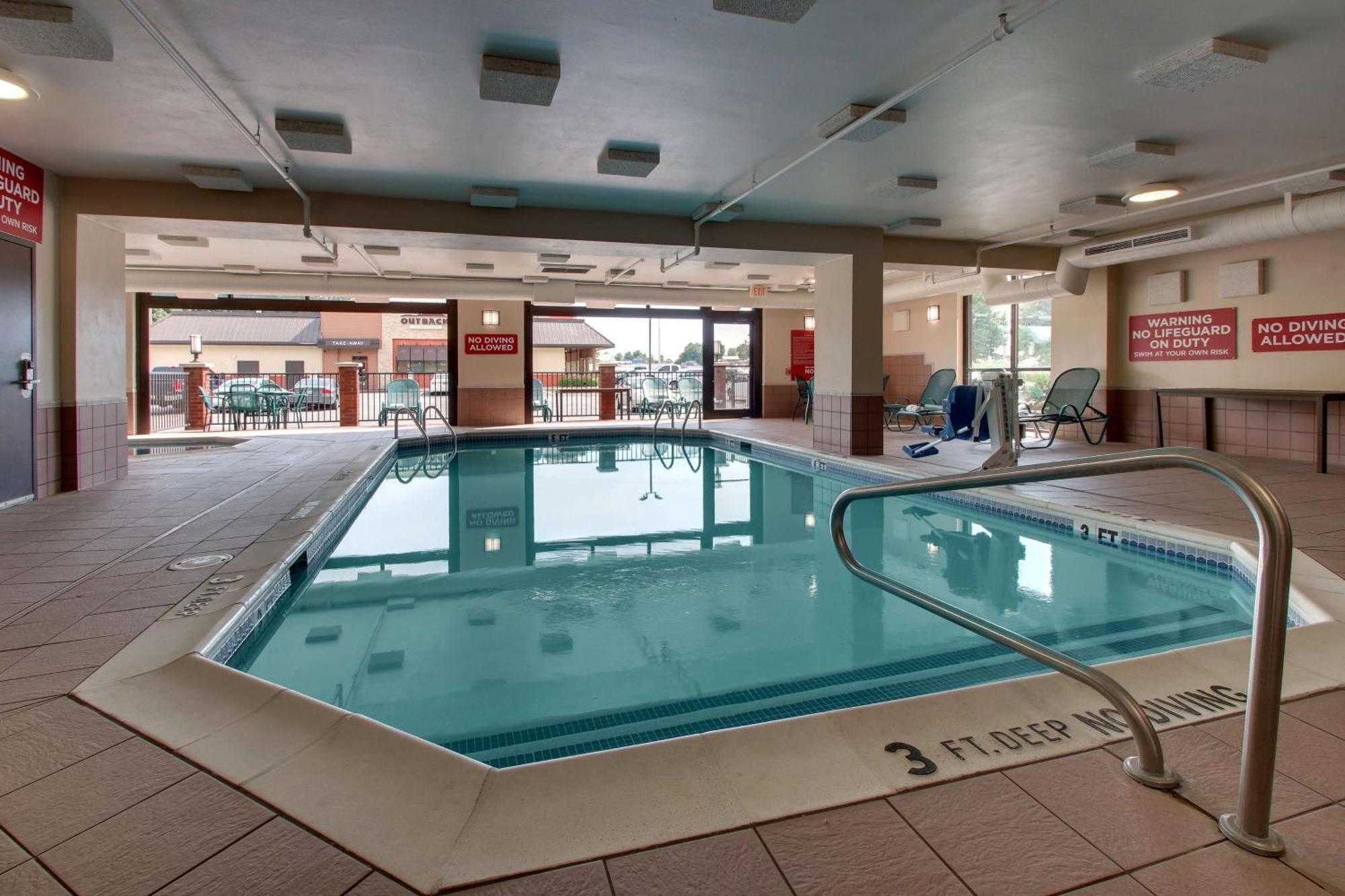 Drury Inn & Suites Bowling Green Extérieur photo