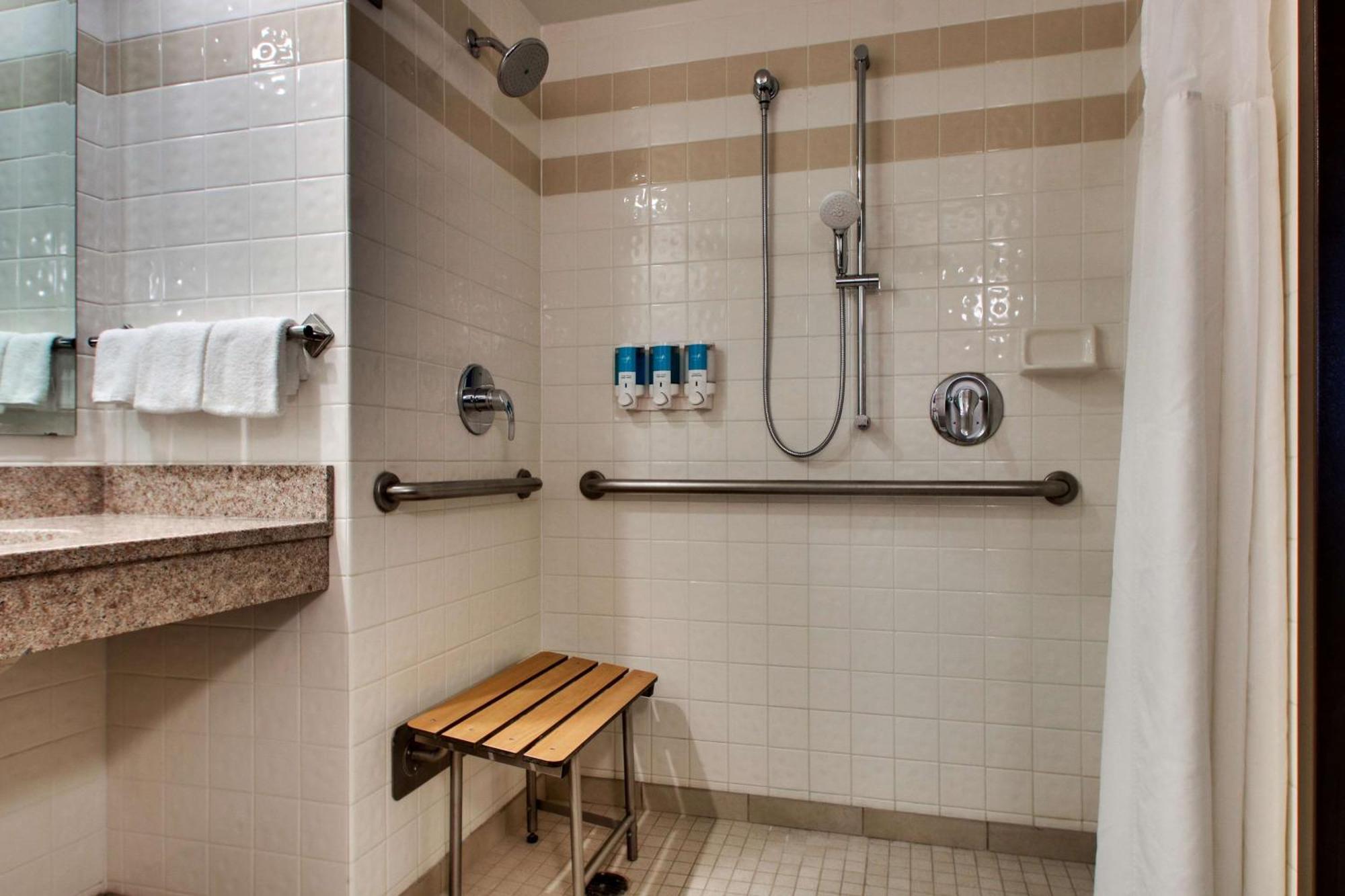 Drury Inn & Suites Bowling Green Extérieur photo
