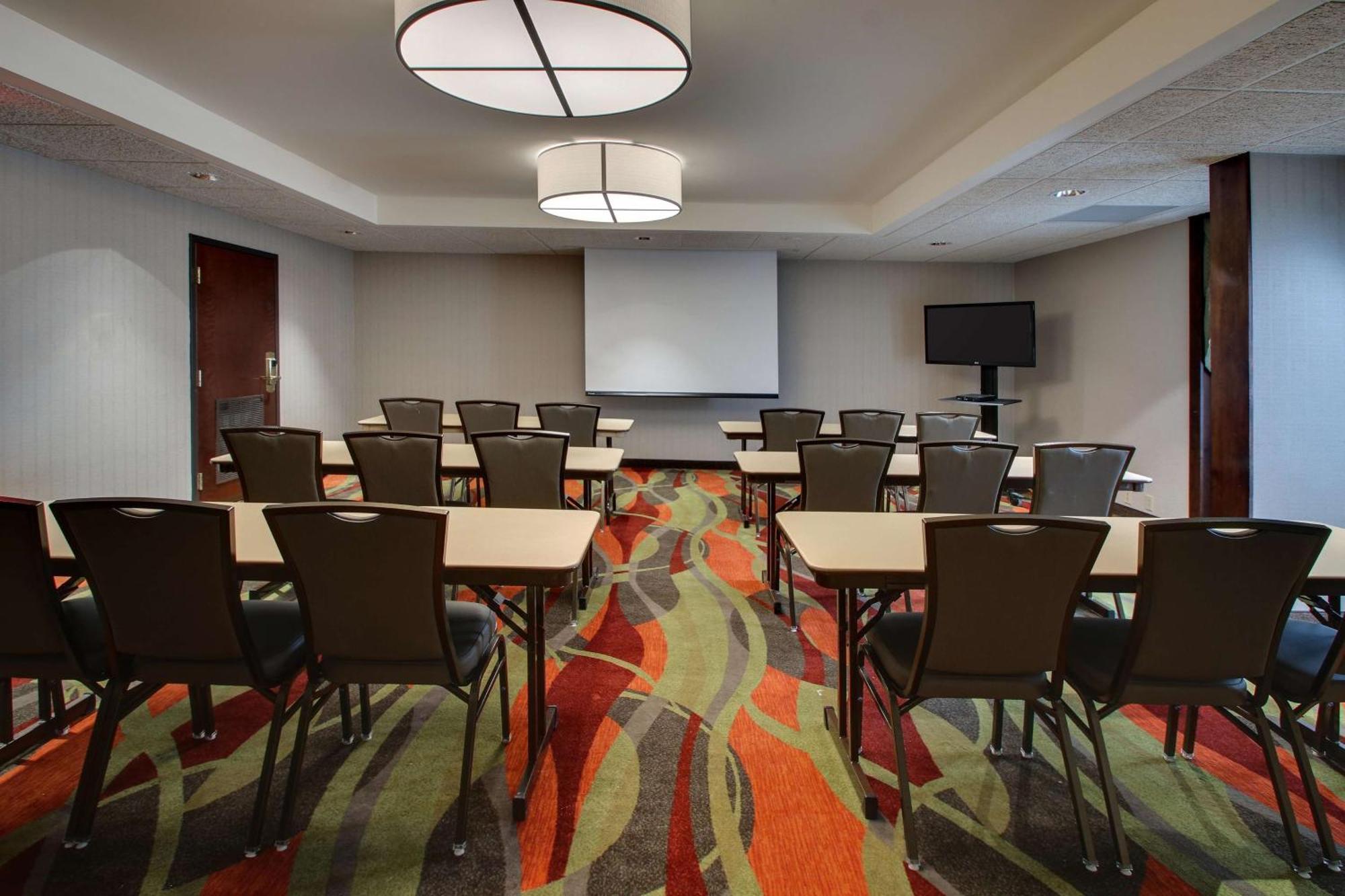 Drury Inn & Suites Bowling Green Extérieur photo