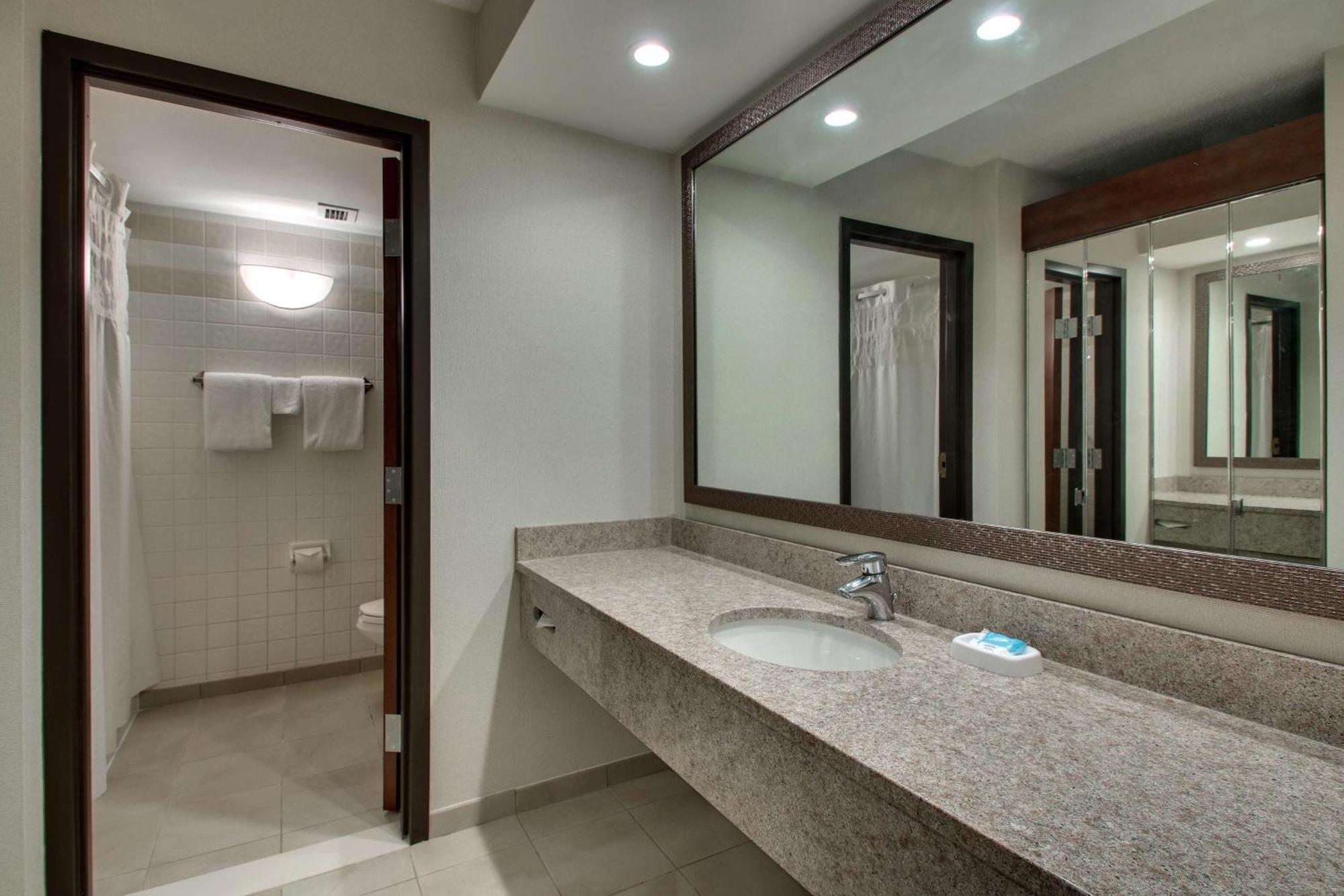 Drury Inn & Suites Bowling Green Extérieur photo